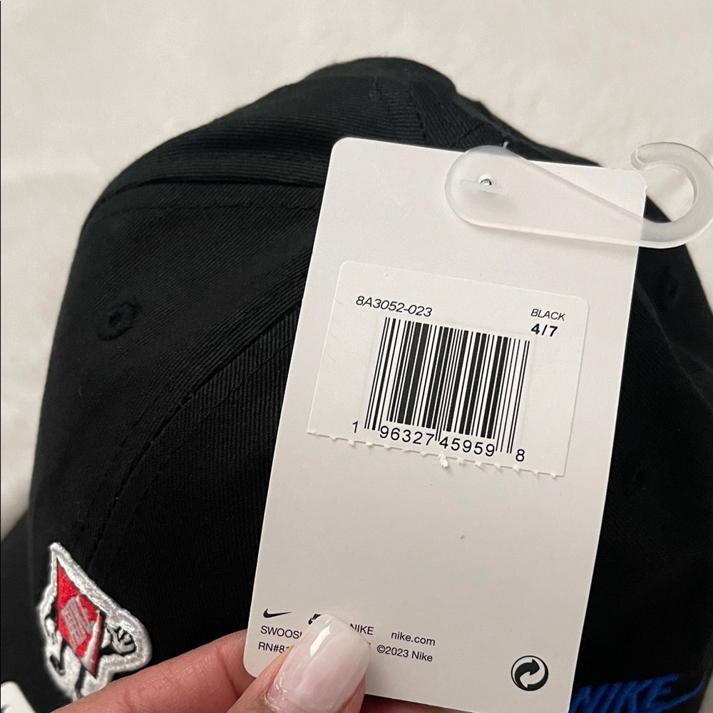 Nike Kids Black Hat with Blue Accents - Picture 7 of 7